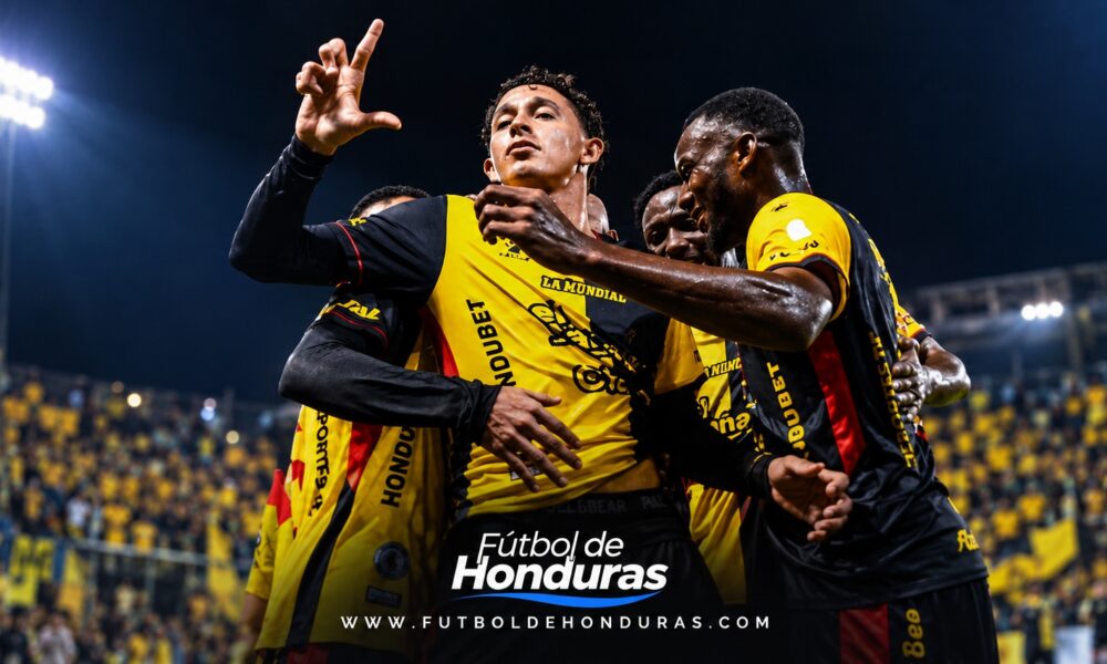 Nixon Cruz celebra el triunfo de Real España ante Motagua